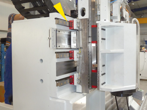 Safety clamping systems for rail constructions on lathes